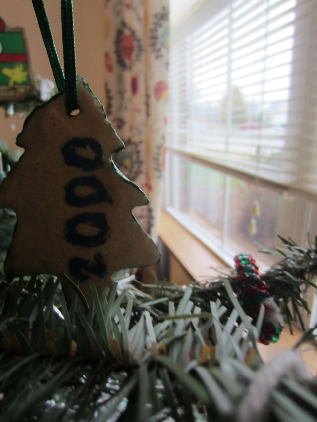 2000 ornament